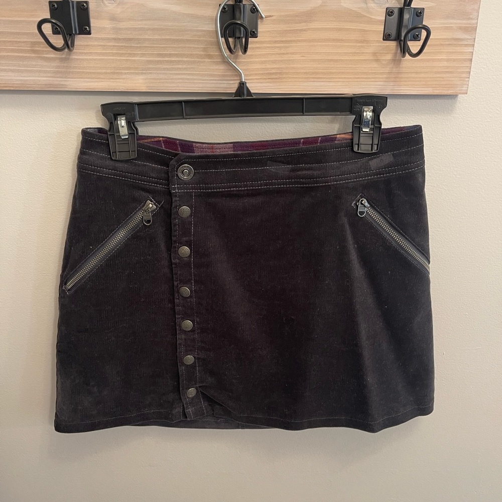 KUHL Dark Grey Corduroy Skirt with Zippers and Buttons. Size 2.